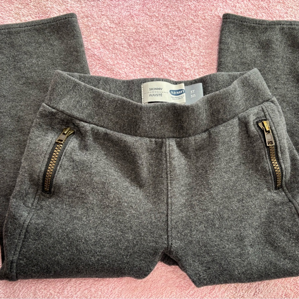 Old Navy Skinny Zippered Pockets